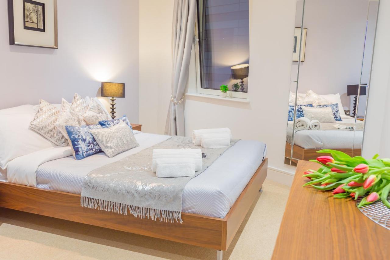 River Walk Suite - Canary Wharf Лондон Экстерьер фото